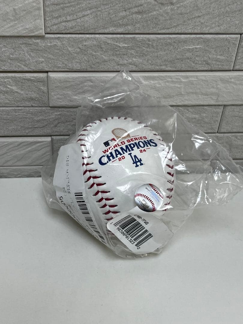 大谷翔平 2024年ワールドシリーズ 限定 記念ボール ドジャース【新品未開封】
