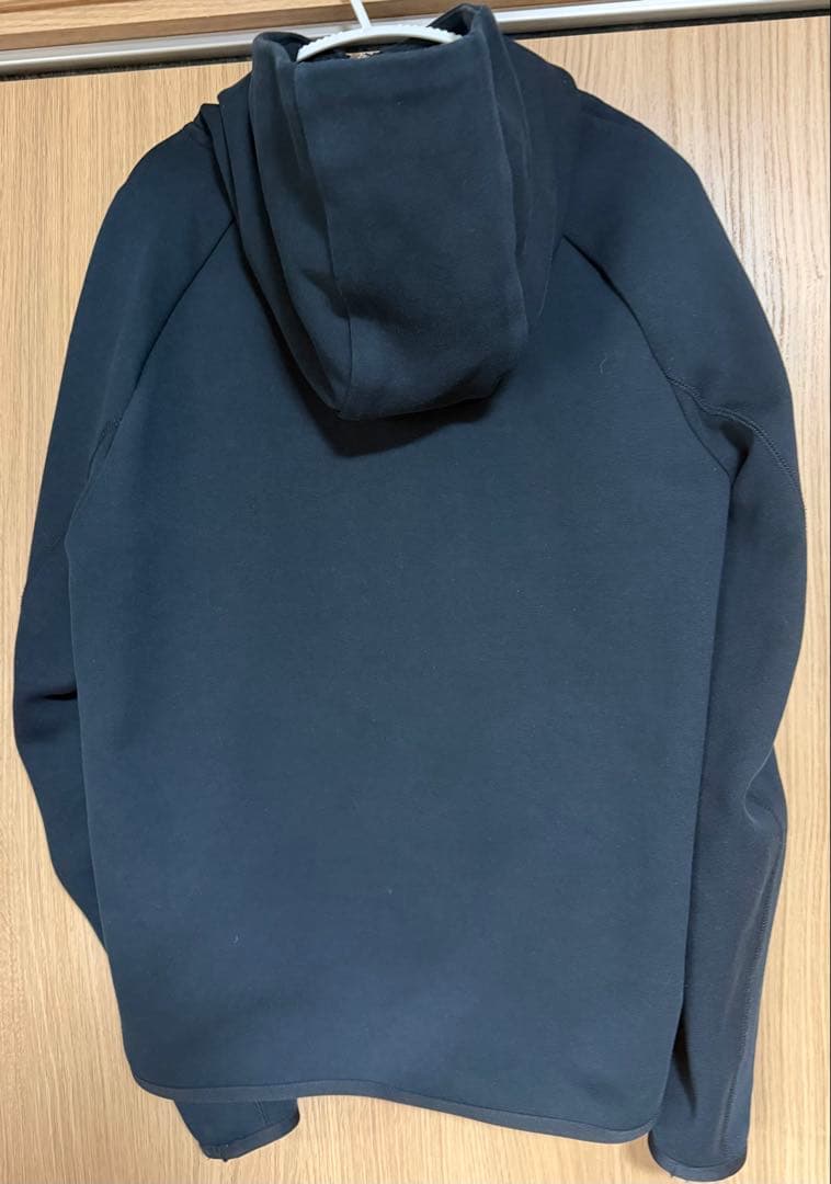 Nike ブラック　テックパーカー S