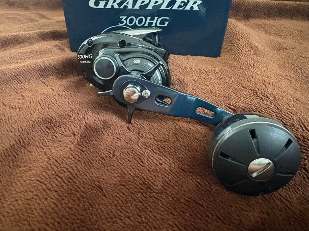 Grappler 300HG ベイトリール　右ハンドル