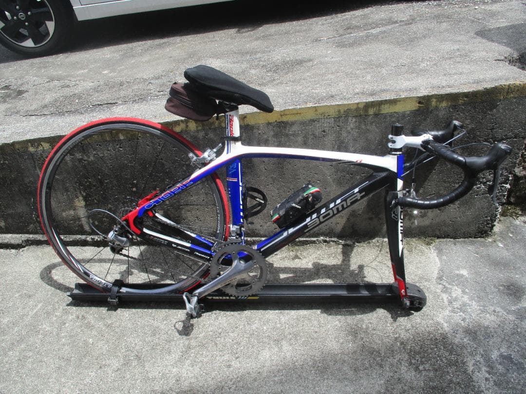 THULE 自転車キャリア２台 時を超えて愛されるデザイン