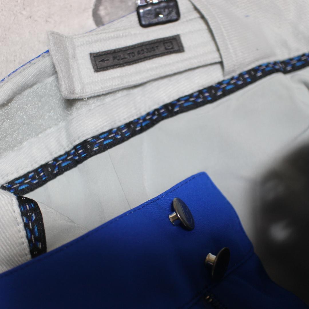 【極美品 高撥水 ストレッチ】カーゴスリム【L】BURTON スノーパンツ 青
