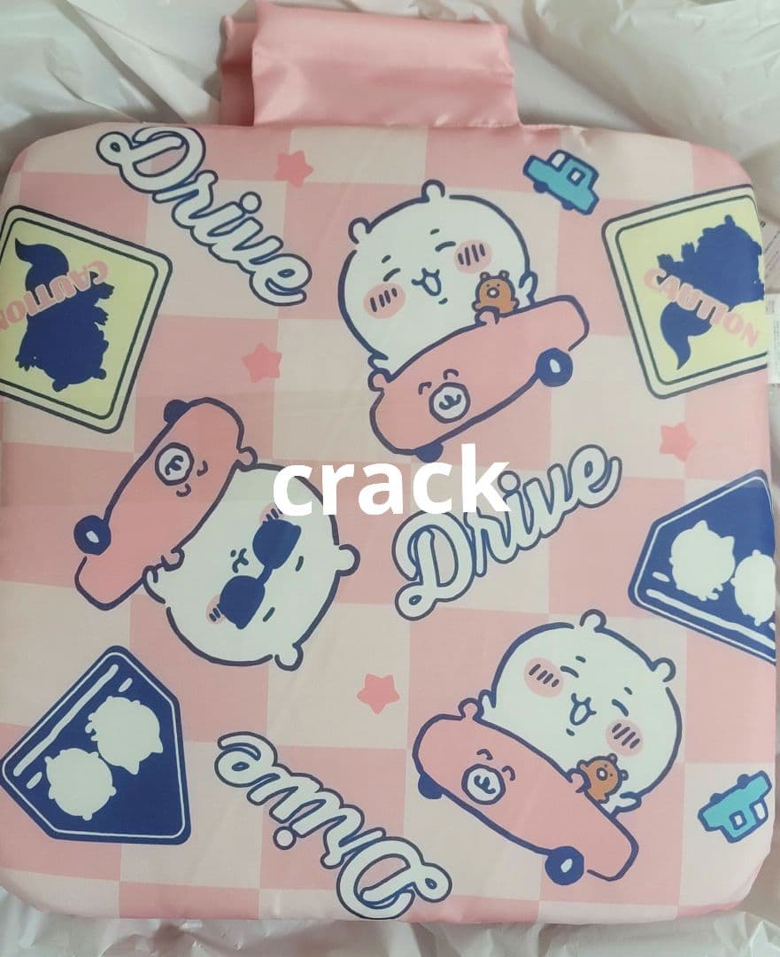 ちいかわ　カーシートクッション　カー用品