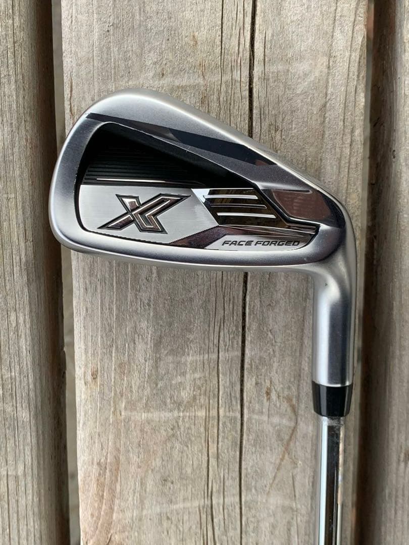 【美品】 XXIO エックス　7番 ダイナミックゴールド　　95 S200