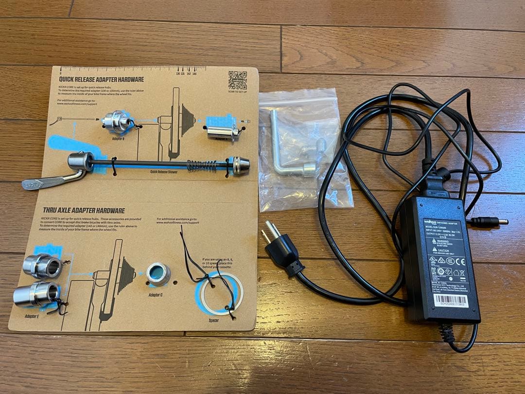 w*r様 Wahoo KICKR CORE スマートバイクトレーナー　美品中古