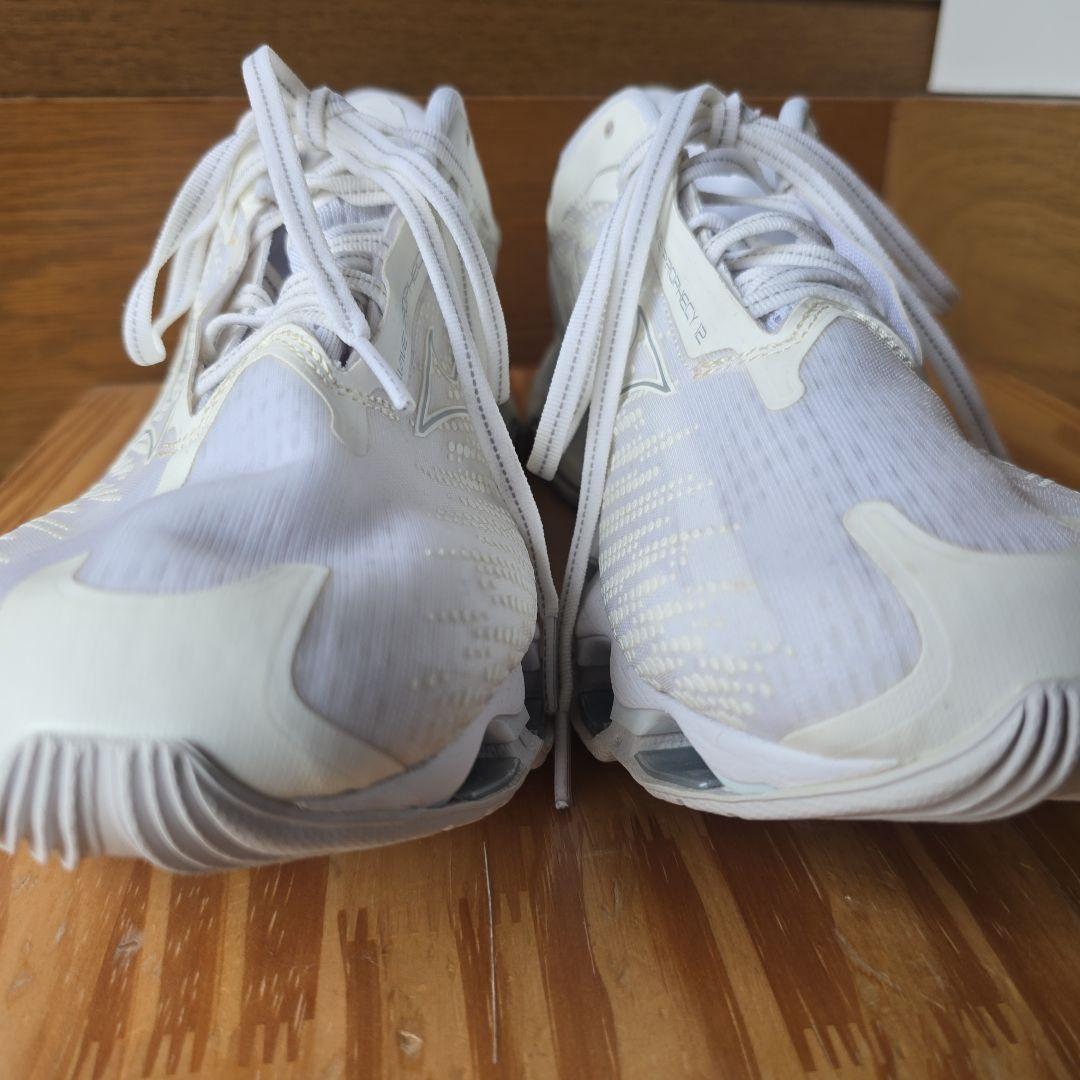 「MIZUNO WAVE」