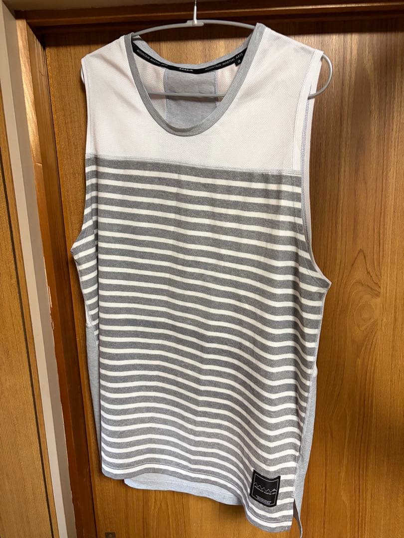 マウンテンマーシャルアーツ Border Racing Sleeve-less