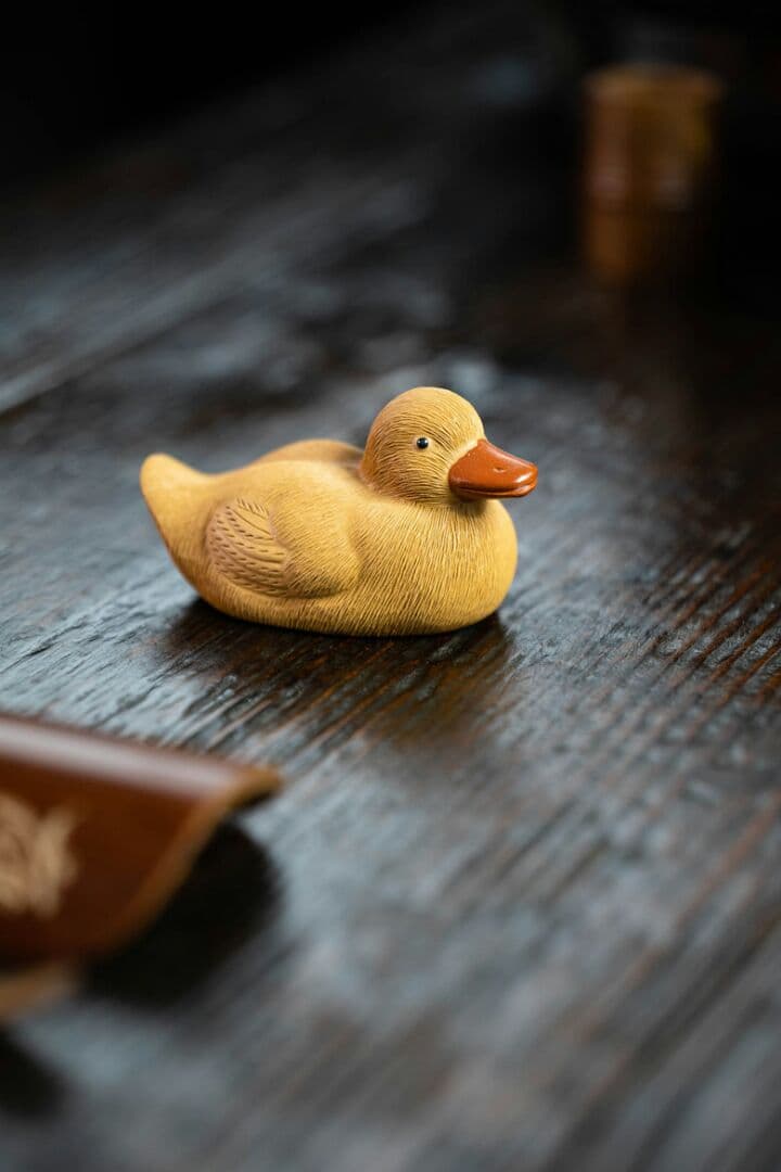 2つの一組の紫砂茶ペットのアヒルはアヒルの彫刻道具をプレゼントすることができる