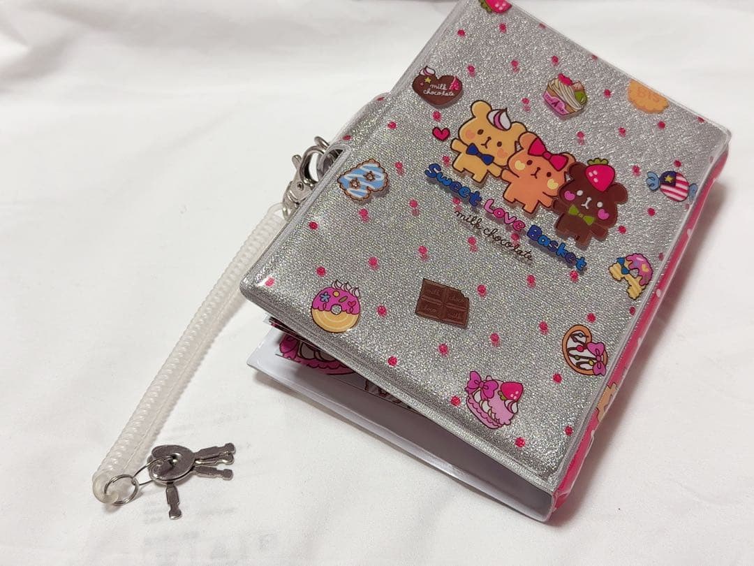 鍵付きシール帳　当時物　平成レトロ　レア　立体シール　完成品　シャカシャカ