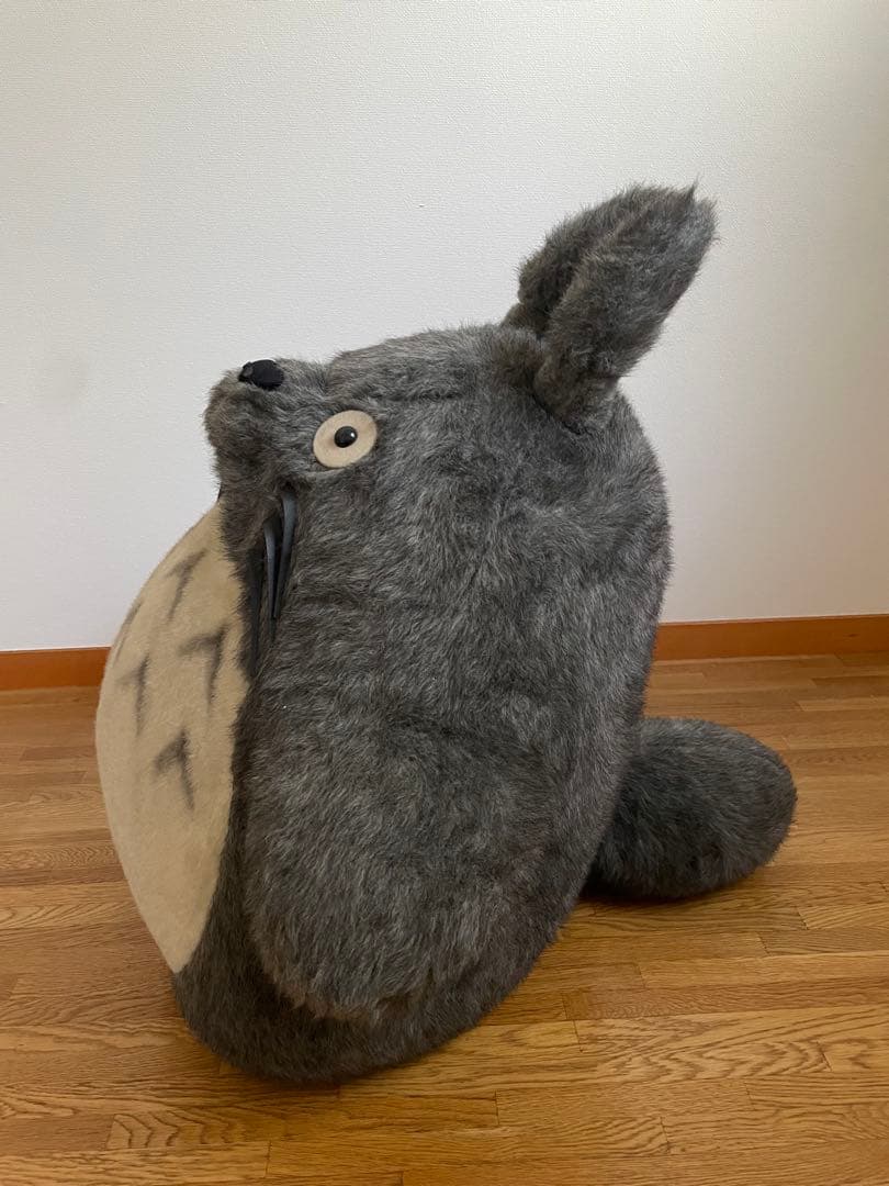 トトロ　特大ぬいぐるみ