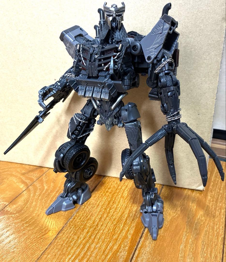 トランスフォーマー SS-109 スカージ スタジオシリーズ