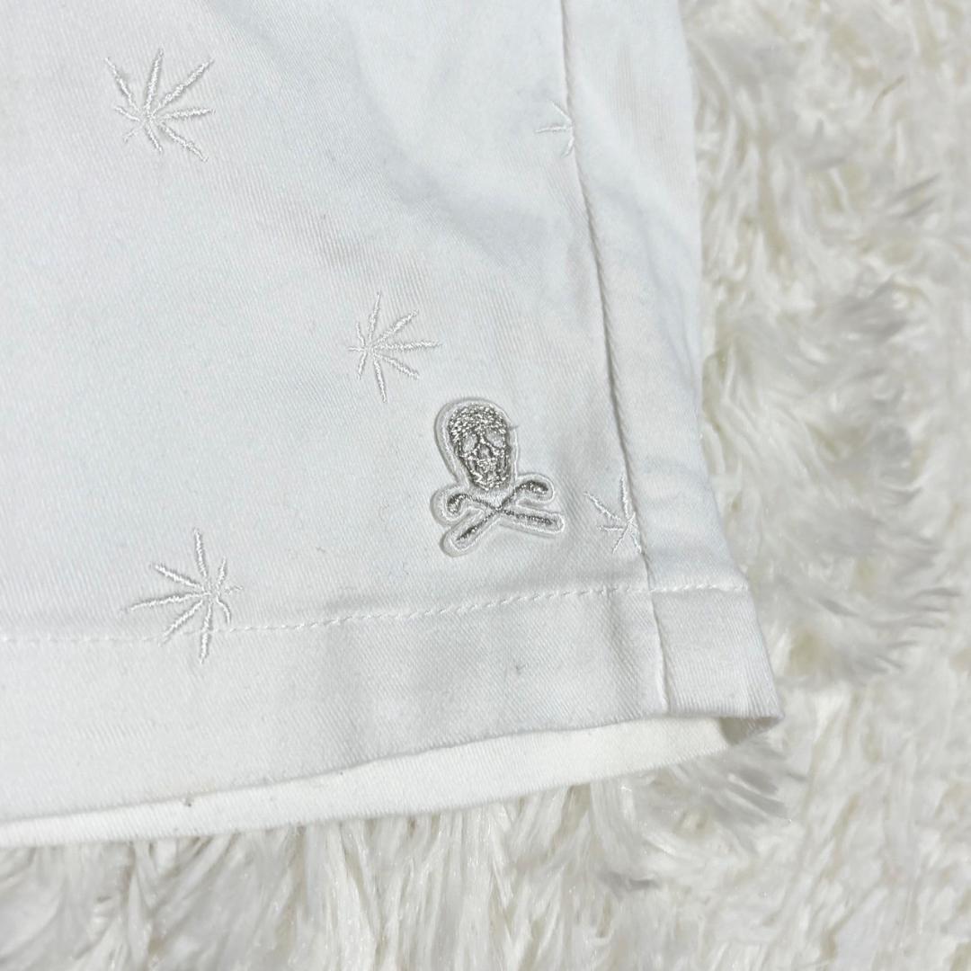 MARK&LONA　ホワイト刺繍ショートパンツ　XLサイズ