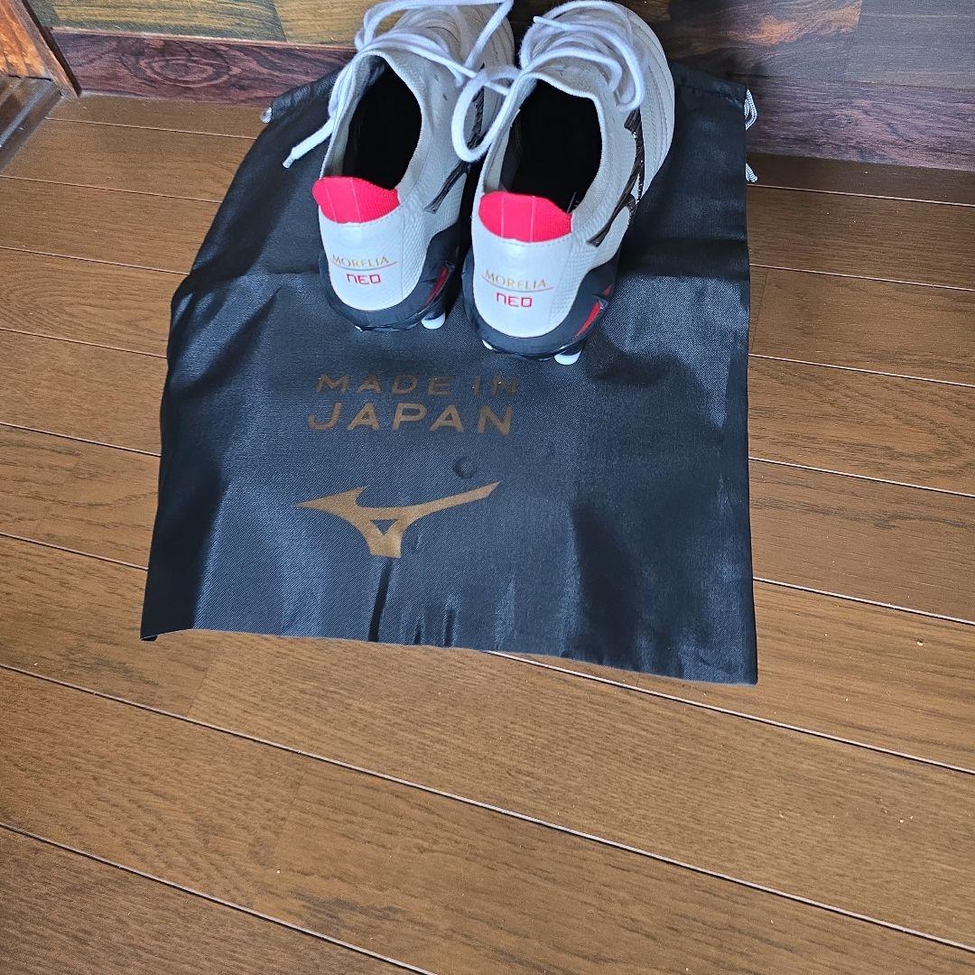 サッカースパイク　MORELIA NEO Ⅳβ JAPAN