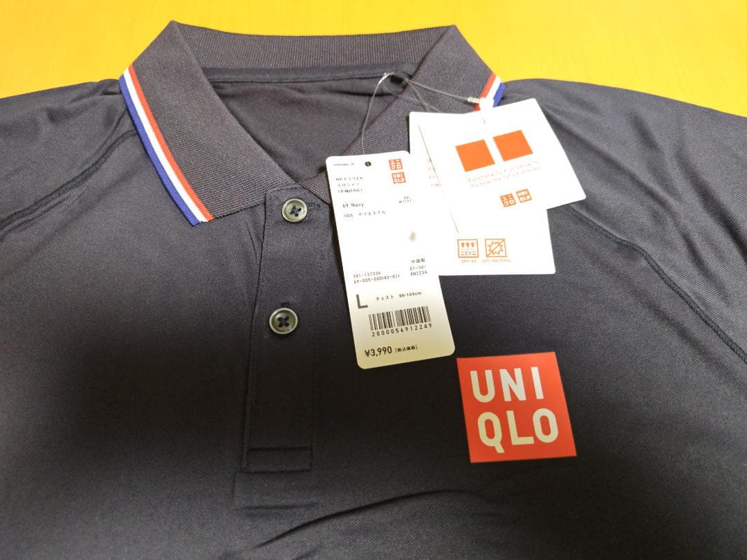 UNIQLO テニスシャツ 新品未使用