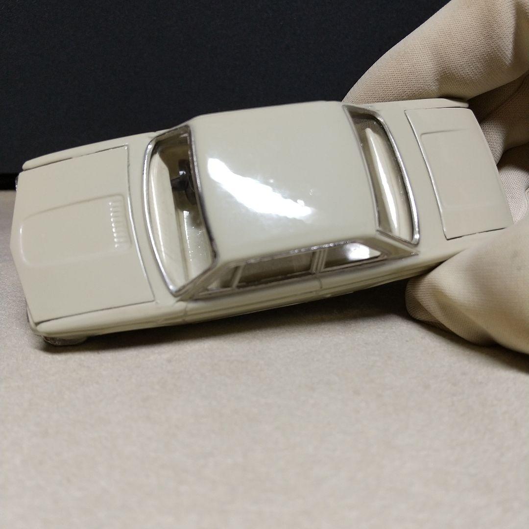 モデルペット　日野コンテッサ・1300・クーペ