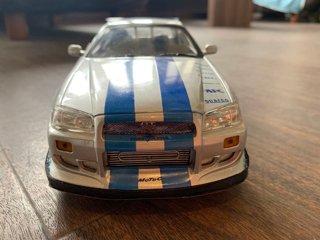 ワイルドスピード1/18ブライアンスカイラインGT-R