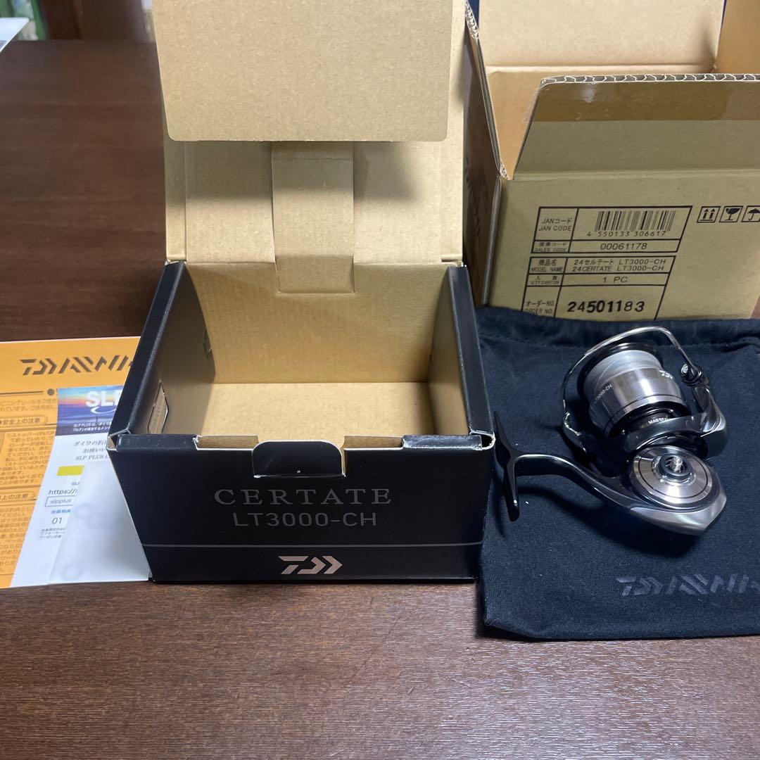 ダイワ　24セルテート　LT3000-CH ハンドル付属なし