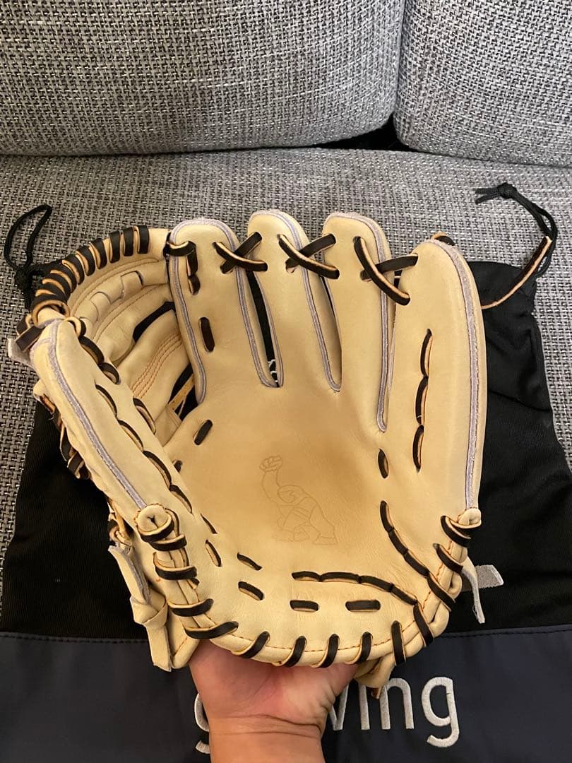 硬式内野グローブ　tsuzuki BASE glowing 【ほぼ新品】