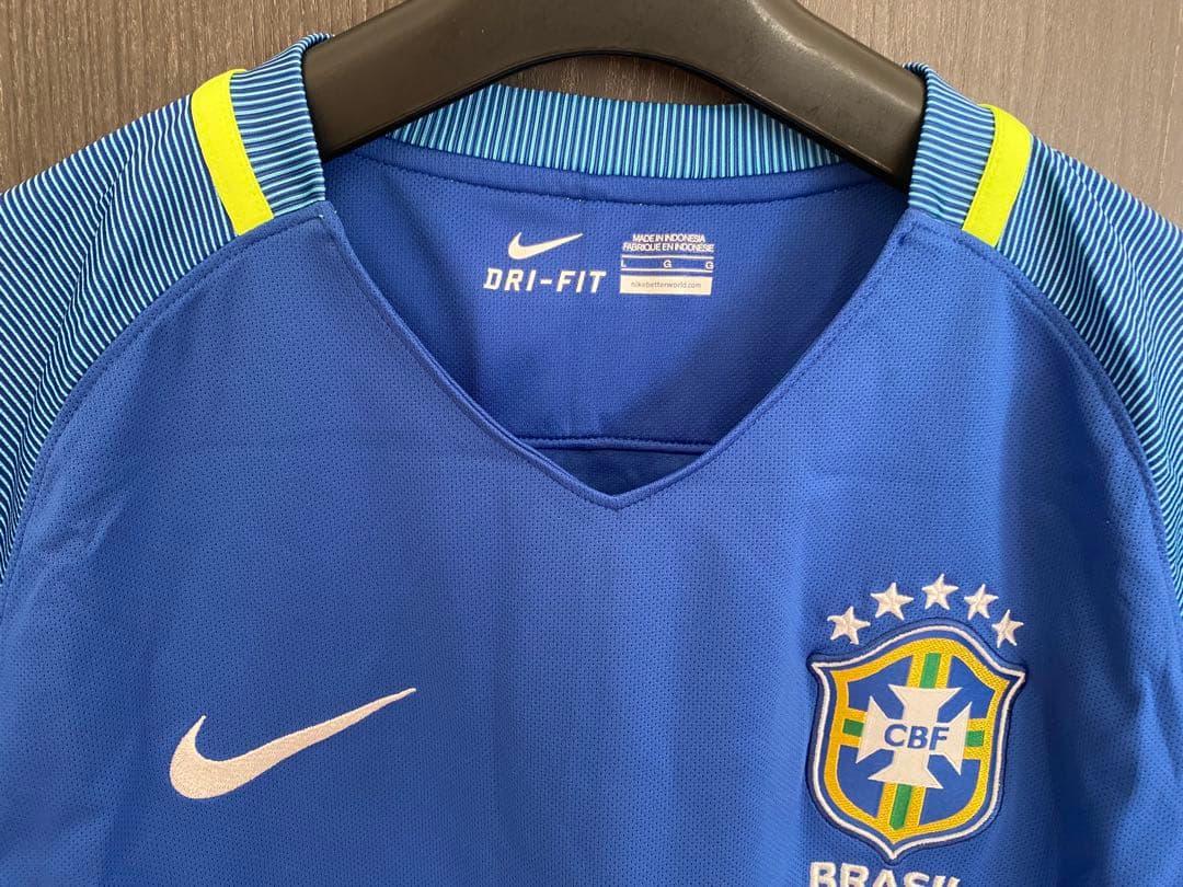 Nike ブラジル代表ユニフォーム ナイキ アウェー 青