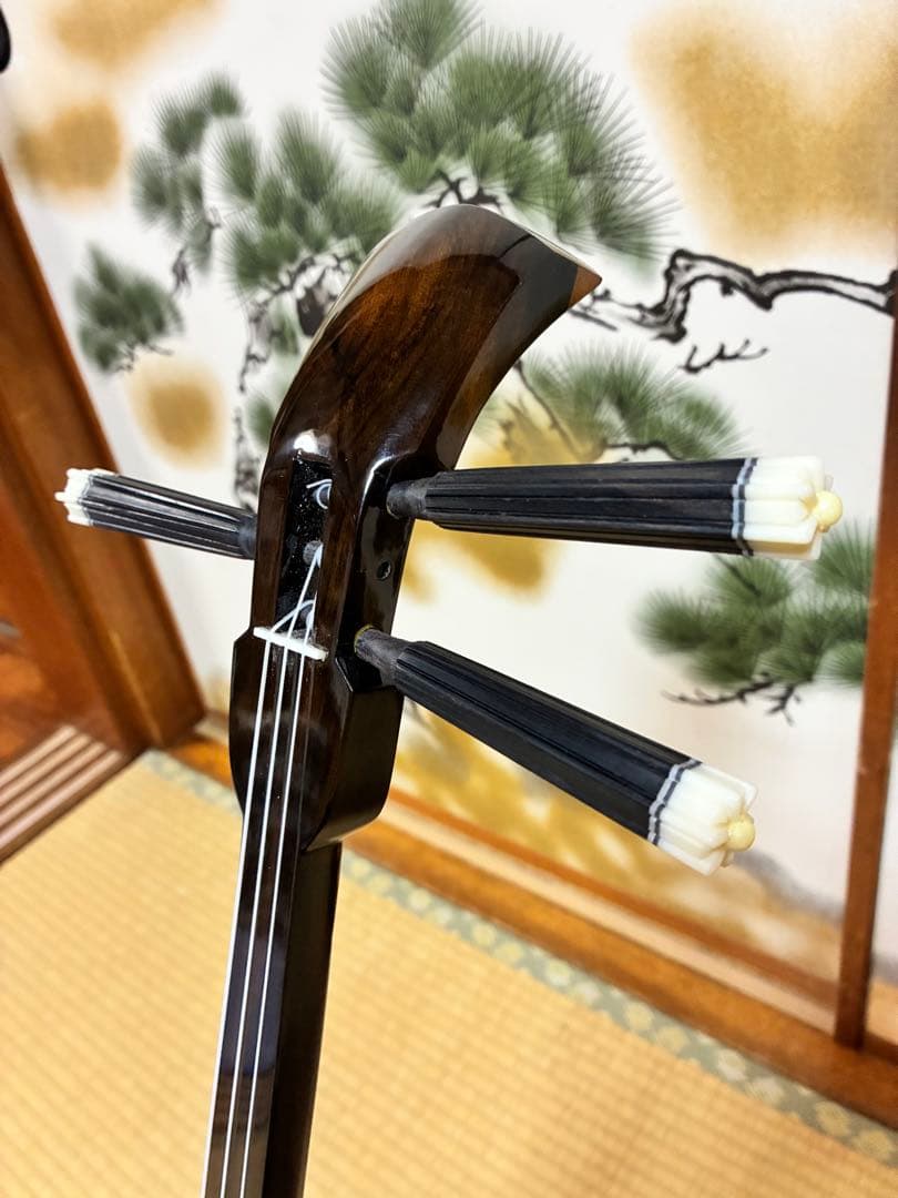 沖縄三線！上質黒木カマゴン！与那城型！本張り【一枚張り】