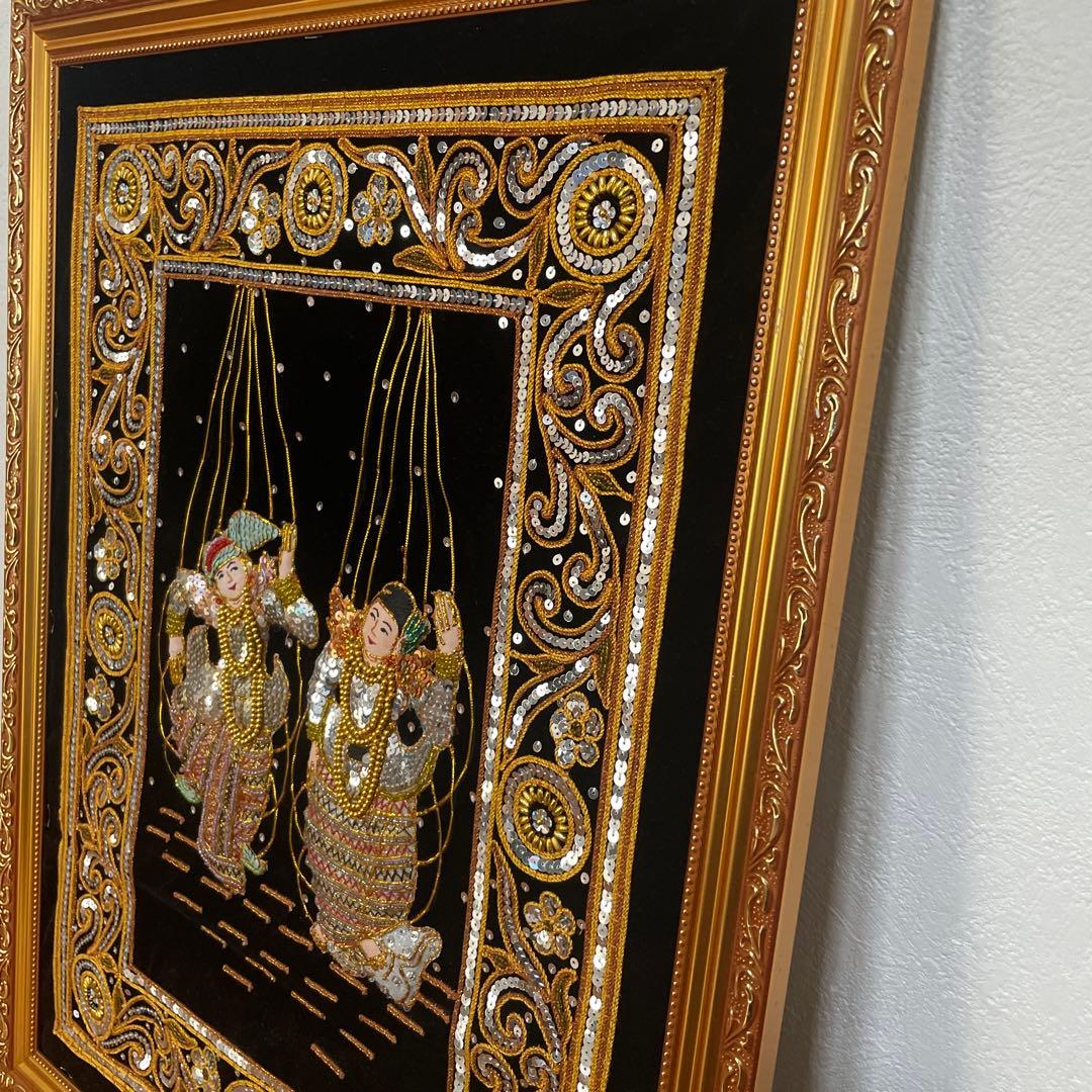 伝統的な刺繍掛軸 アート　ミャンマー製