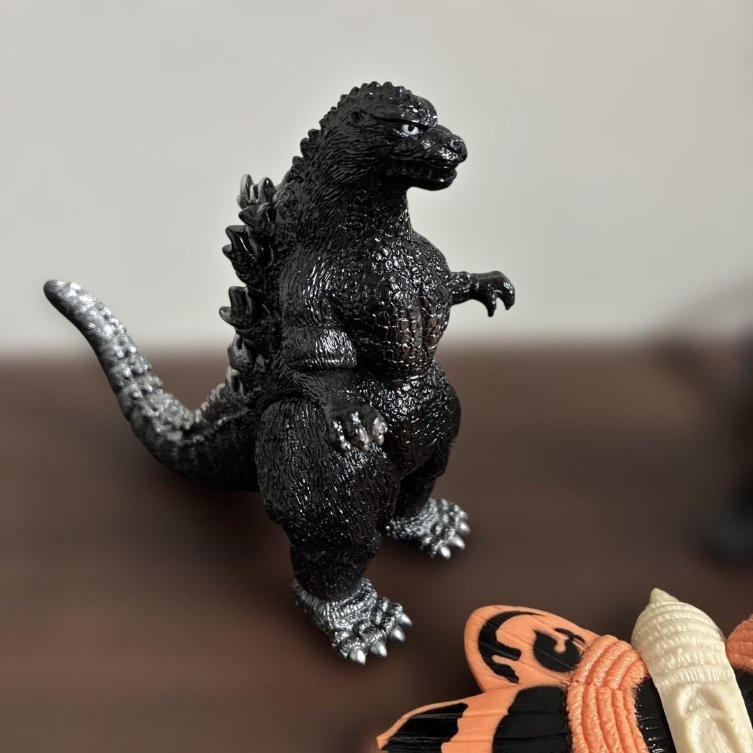 絶版ゴジラVSモスラ　フィギュアセット