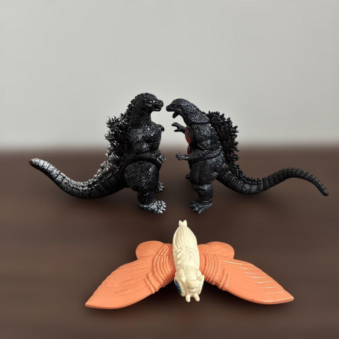 絶版ゴジラVSモスラ　フィギュアセット