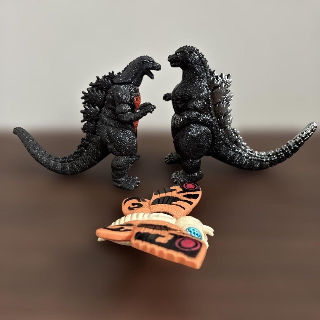 絶版ゴジラVSモスラ　フィギュアセット