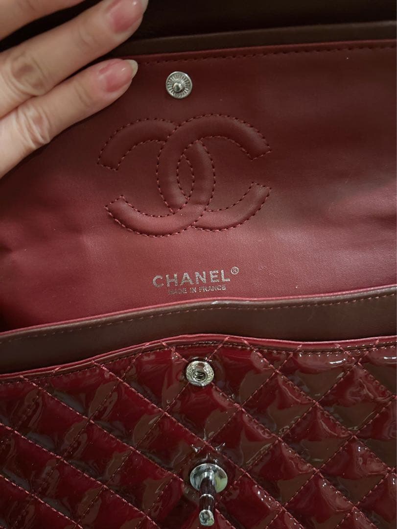♡希少♡新品♡CHANELワインレッドエナメルチェーンショルダーバッグ25