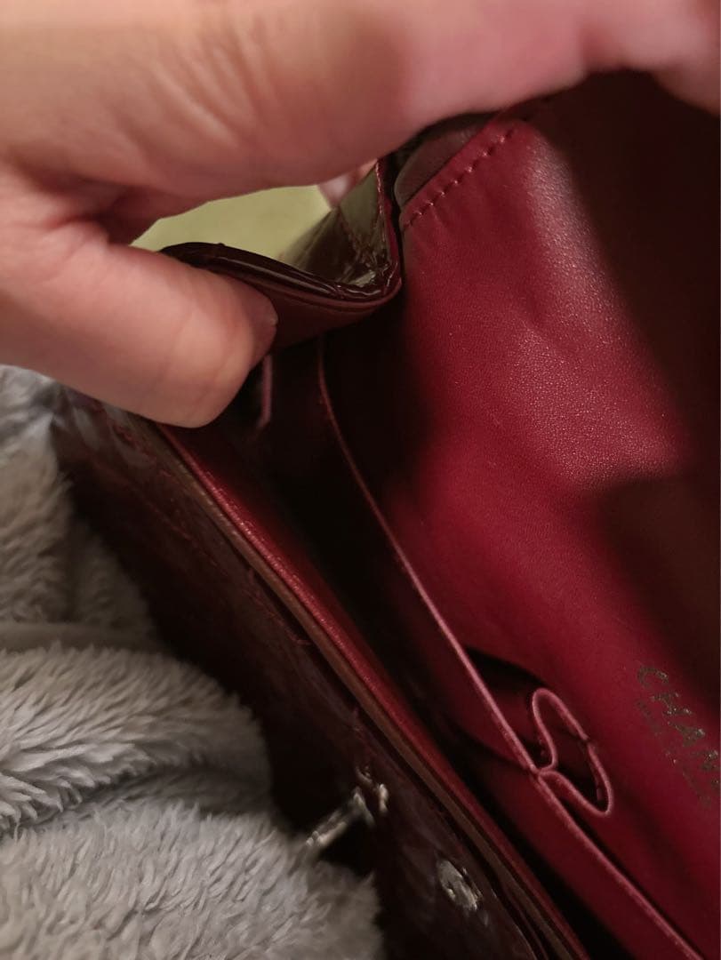♡希少♡新品♡CHANELワインレッドエナメルチェーンショルダーバッグ25