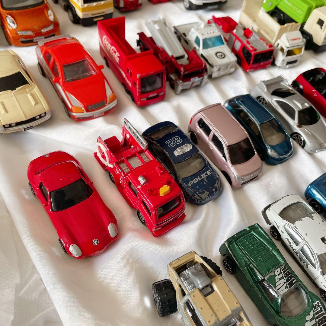 ミニカー まとめ売り トミカなど 59台 ヘリコプター1台 おもちゃ