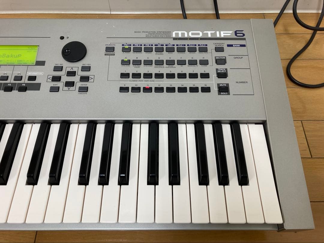 YAMAHA MOTIF6 ヤマハ モチーフ シンセサイザー
