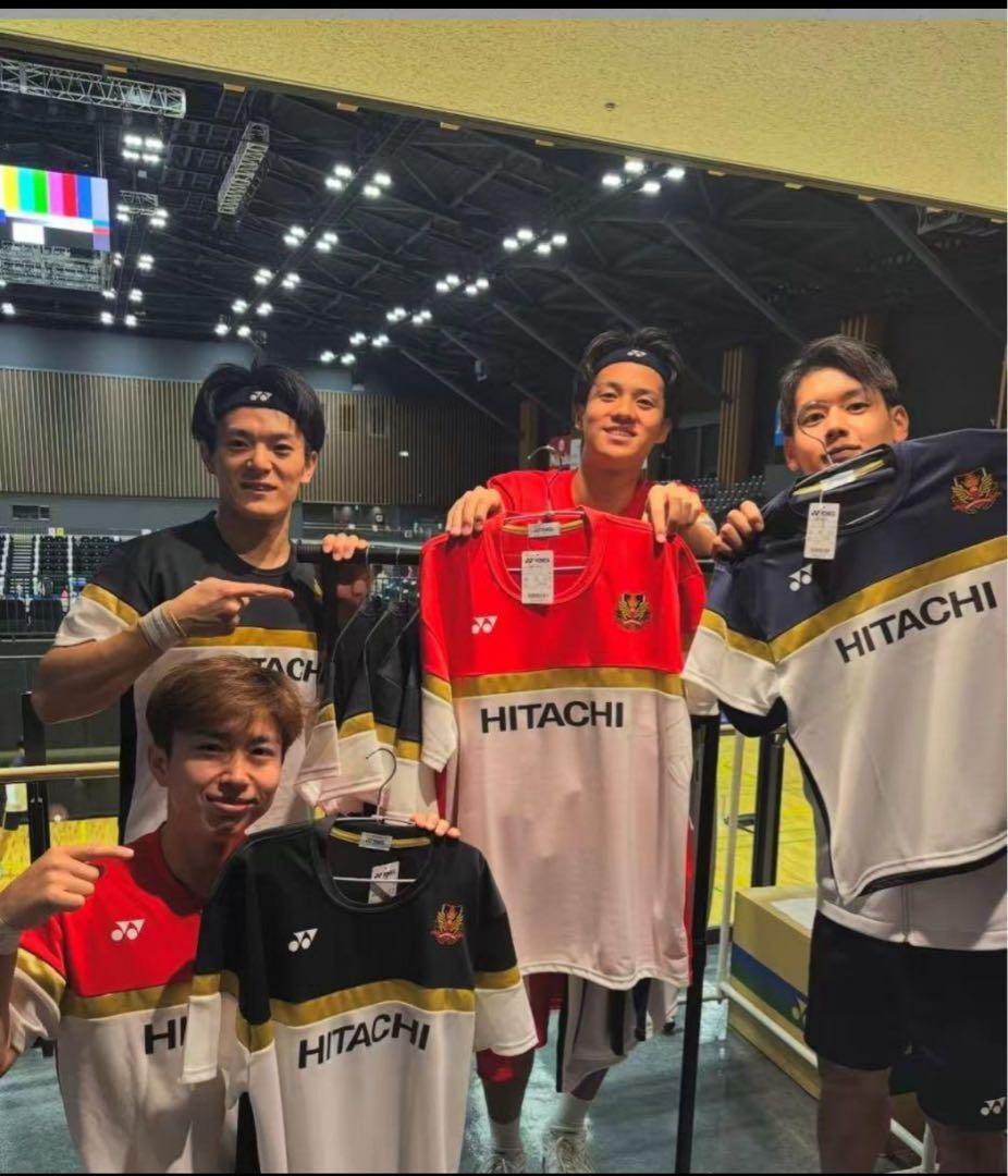 HITACHI バドミントン ウェア 値下げ！