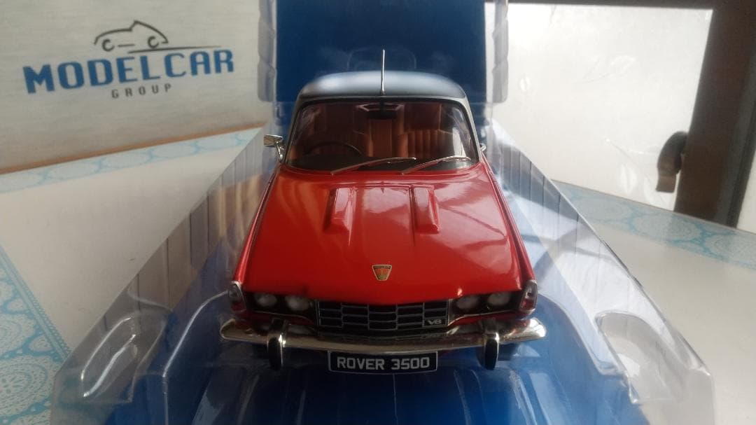 1/18 ROVER 3500 V8 MODEL CAR GROUP ミニカー