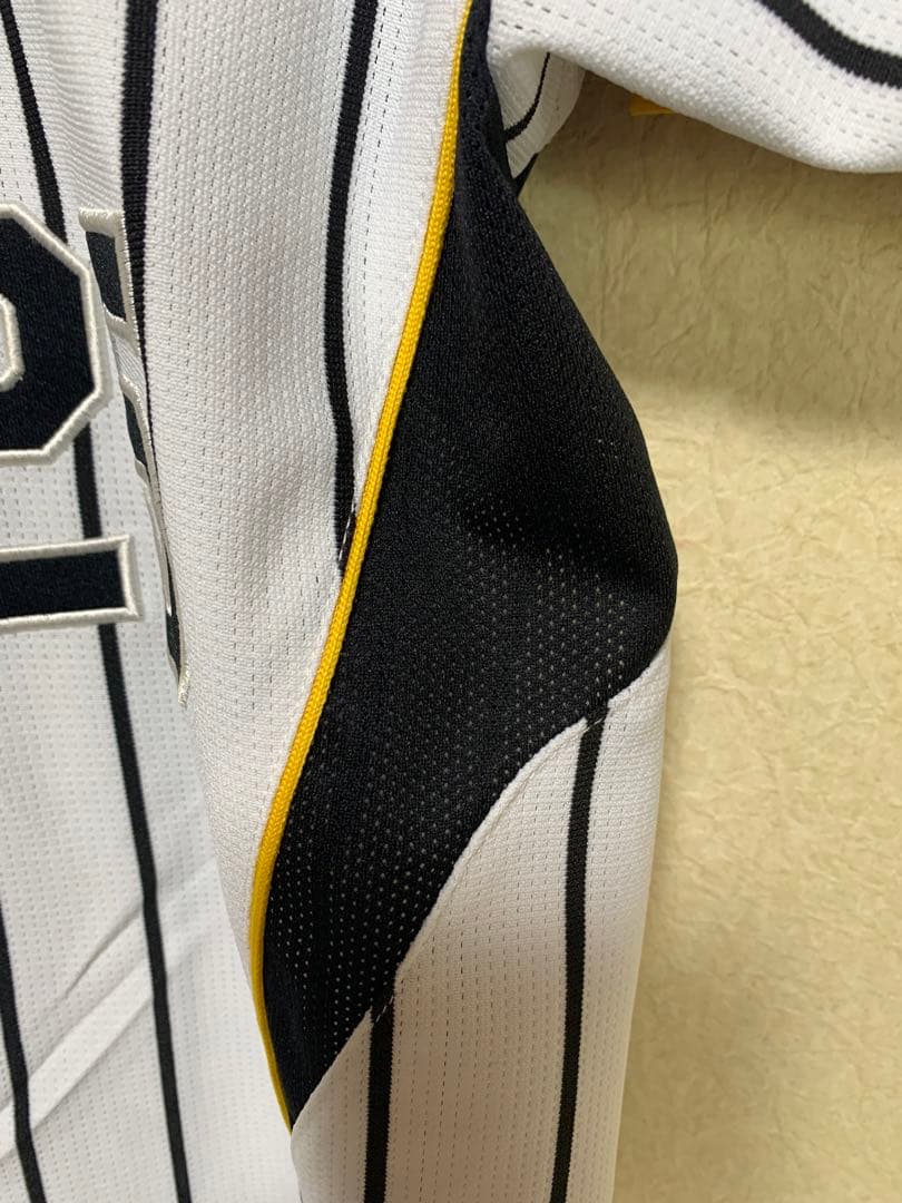 中古品 阪神タイガース ユニフォーム ARAI 25 MIZUNO
