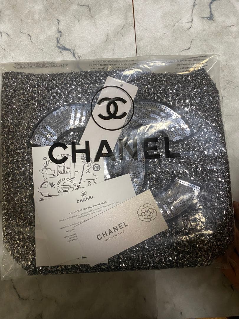 CHANELシャネル ココマークツイードスパンコールトートバッグ ノベルティ