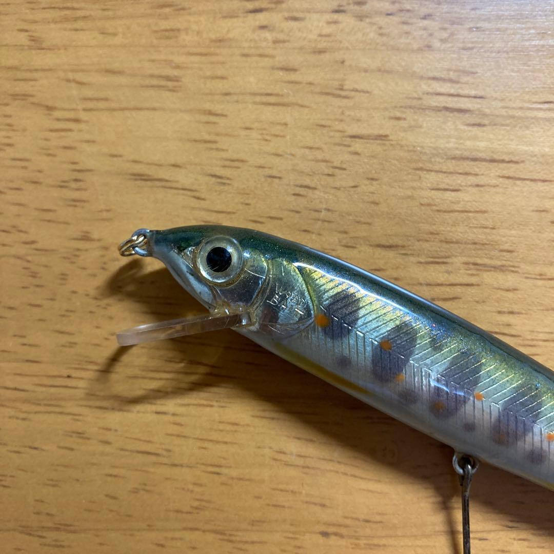 渓流でも ウッドベイトミノーアマゴ
