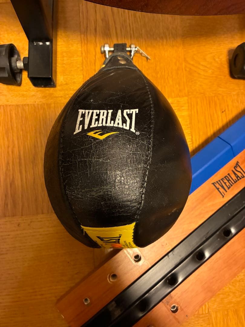 EVERLAST パンチングボール ドラム組み立て式