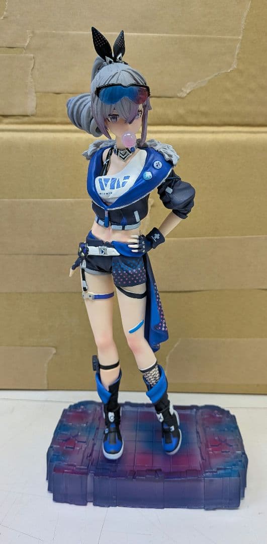 崩壊スターレイル　銀狼　フィギュア