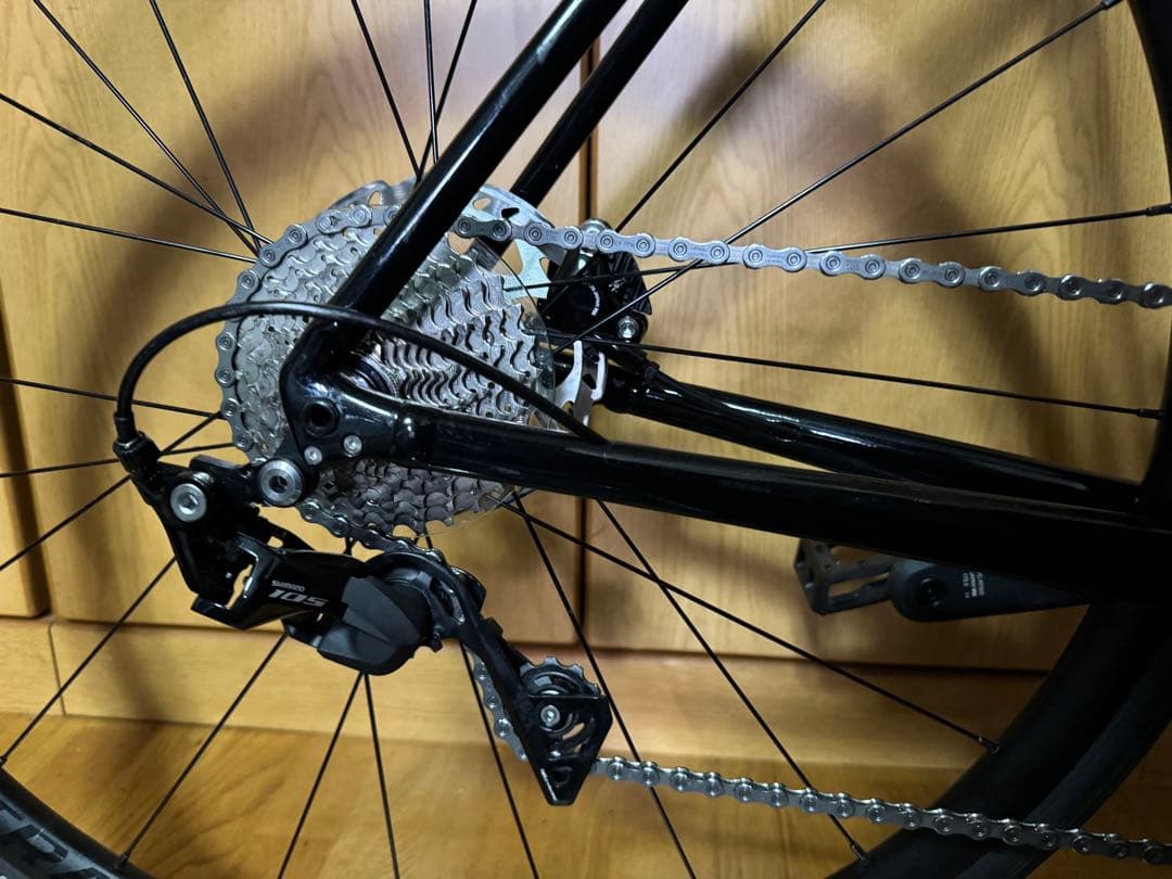 新型エモンダ　TREK EMONDA ALR 5 2023年
