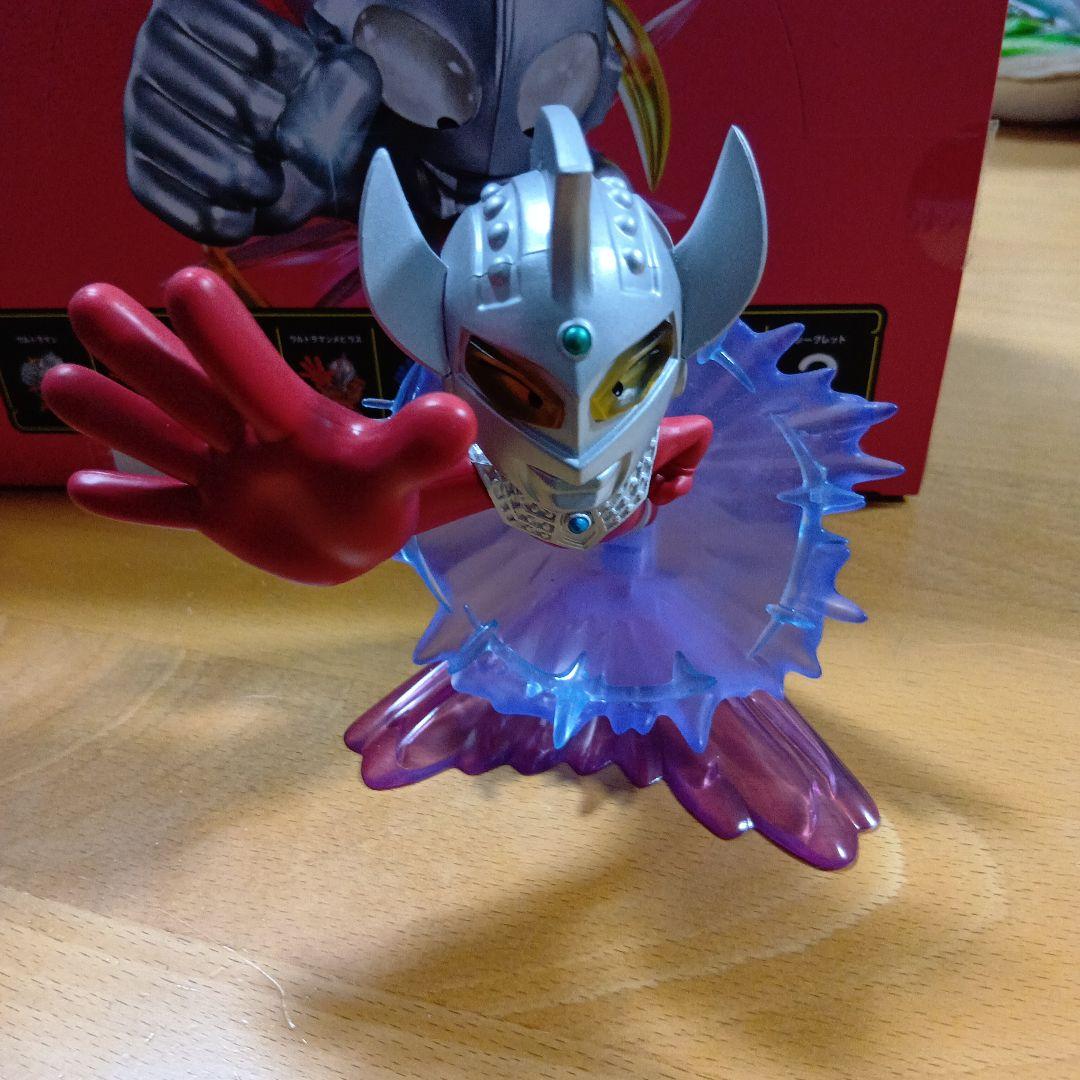 ル*様 TAMASHII NATIONS BOX ARTlizedウルトラマン1