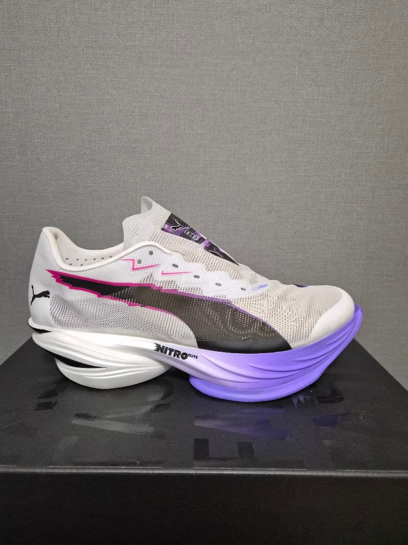 値下げ26.5 PUMAファストアールニトロエリー 3 FAST-R