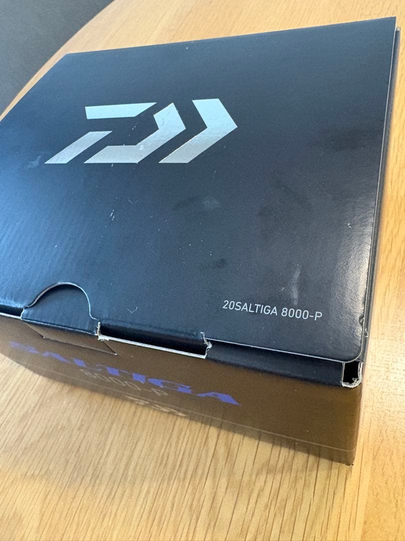 極美品　Daiwa 20 ソルティガ 8000 P スピニングリール