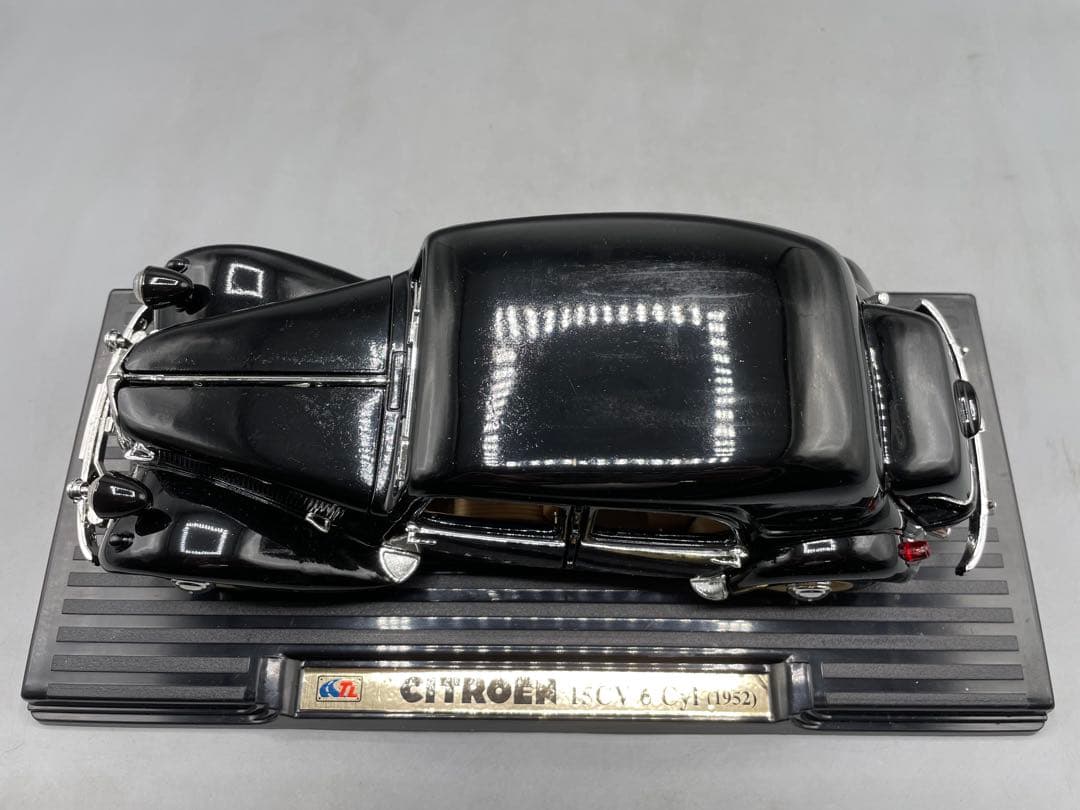 ATL シトロエン 15CV 6 CYL 1952 1/18 ダイキャストモデル