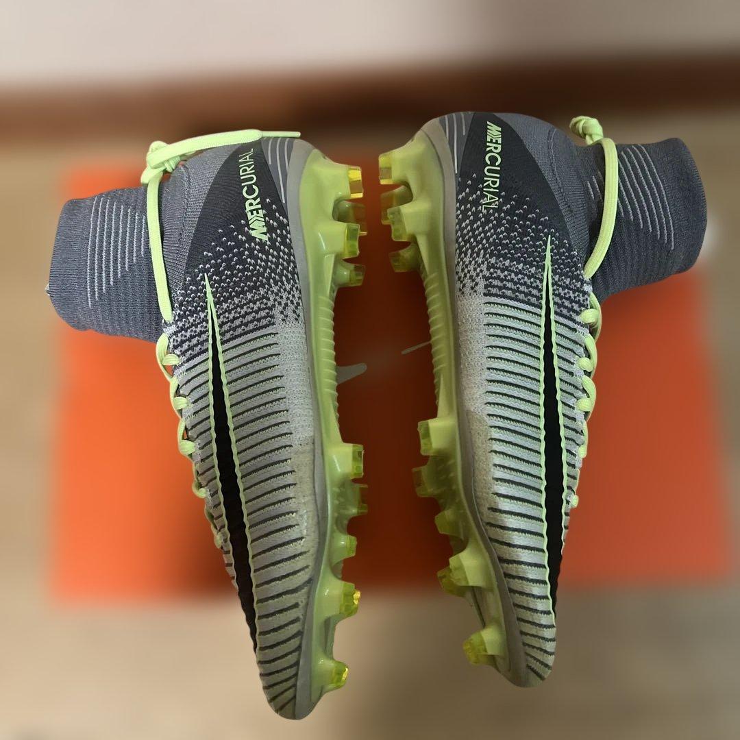 NIKEサッカースパイク