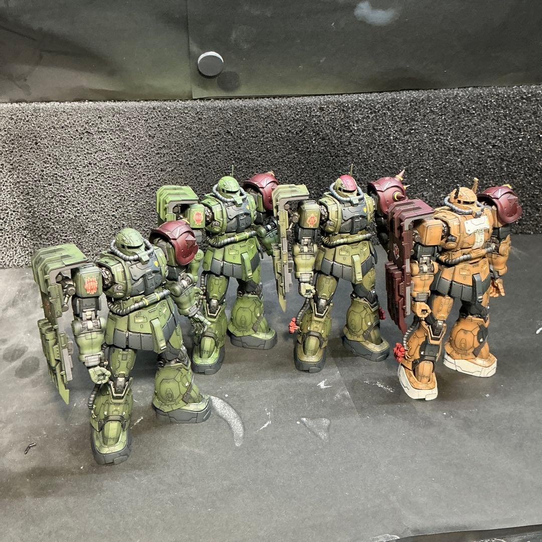 ガンプラ完成品　復讐のレクイエム　ザク　6体SET