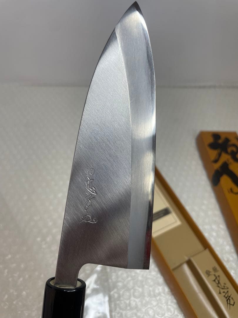 6.登録 忠房 出刃包丁 135mm 和包丁 木柄 箱付