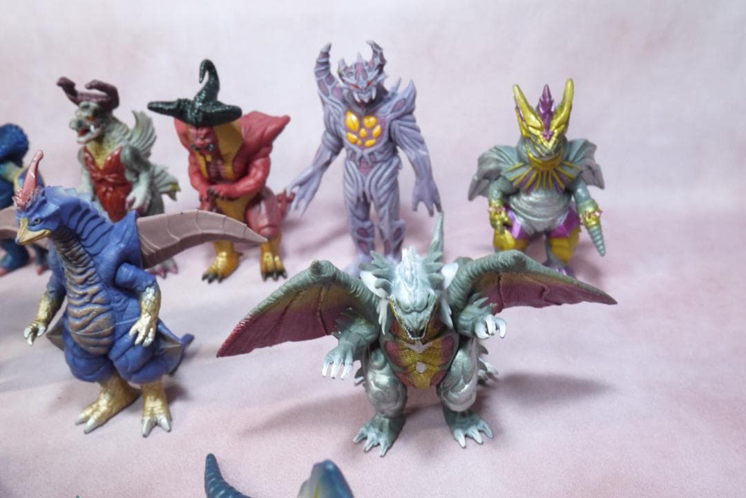 ウルトラ怪獣シリーズ　ウルトラマンダイナ・コスモス　怪獣　15体