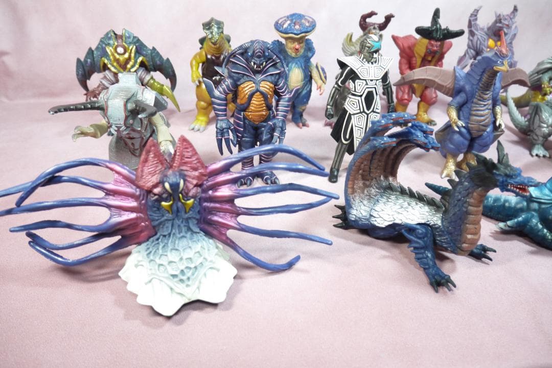 ウルトラ怪獣シリーズ　ウルトラマンダイナ・コスモス　怪獣　15体
