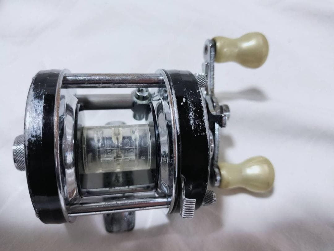 アブガルシア　アンバサダー5500C 　ビンテージ　リール abu 　ブラック