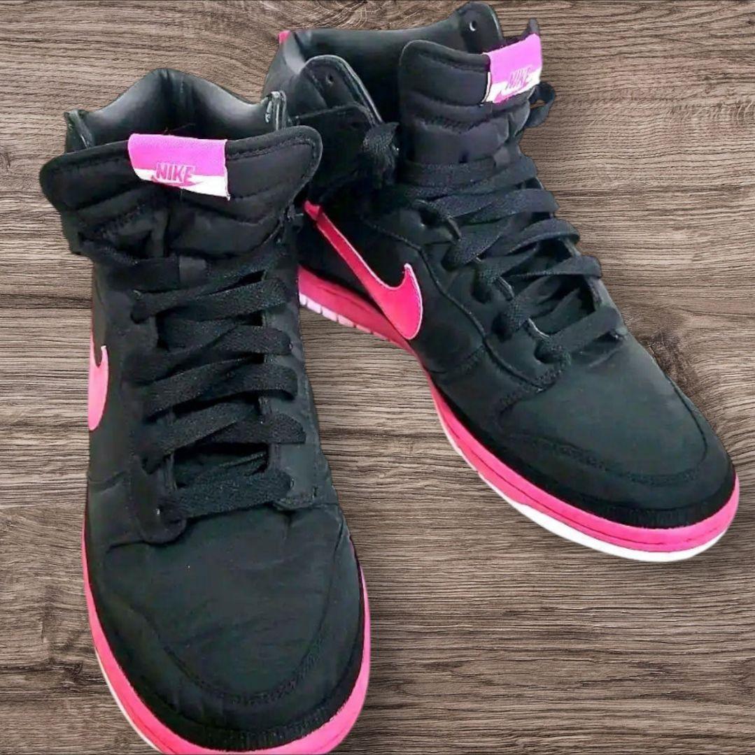 美品★Nike ダンク ナイロンプレミアム 黒/ピンク